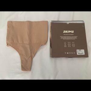 Skims NEW core control thing